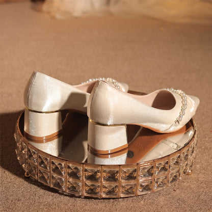 Vintage Pearl Embellished Pointed Toe Wedding Pumps